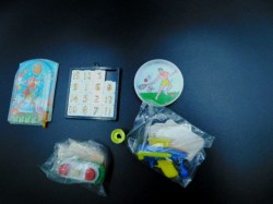 tiny tote travel toys b